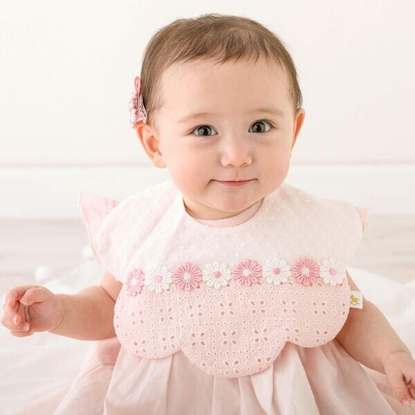 お揃い】花レース付スカラップデザインスタイベビー | スラップ