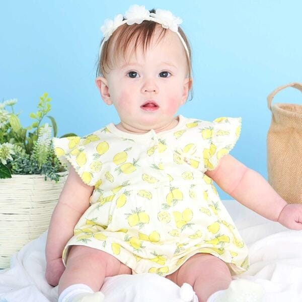Baby Angel パジャマ ロンパース 紐結び ベビーイエロー　フリーサイズ お揃い】アイスチェリーレモン総柄フリル袖ロンパースベビー(60~80cm