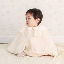 スラップスリップ ベビー(SLAP SLIP BABY)のファーリボン襟スウェードマントベビー(50~90cm)