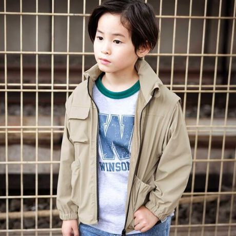 [^ԁF1345-76017]-25AW-yƏv𗼗AH犈􂷂閜\AE^[BfUC[NeCXgꂽAYCNȃfUC͂̃CgAE^[łBVvȂ݊̂VGbgŁAJWAȒȂɂ҂BubNiX~Njƃx[W2FWJŁAǂȃV[ɂ킹₷ꒅłB[NeCXgłYCNȎdオ̃fUCłBfނ̃J[Spc(1349-76011)ƃZbgAbvō킹΁Aꊴ̂X^COy߂܂Bf/@\ŌyAvȃbvXgbvfނgpCgAE^[łBXgb`̂iC̗pACɗVԒj̎qɂ҂BO2WAYdlŁACV[ɍ킹ăWPbgɂxXgɂȂ܂BH璷􂵁ALG߂Œp\łB߃R[f1349-76011: J[Spct[h͐܂肽ŁA}WbNe[vŎ[ł܂BEE|PbgAV[|PbgtłBt@Xi[K[htłB25H~ACey HAPPY MEMORIES -yvo- zgLɎc悤Ȋyvoʐ^ɎB肽߂đ؂ɋL^Ăhe[}̃RNVBełꂼj̎qyƊV[\AgŃNVbNȃ[h͓IȂǂVX^CāByFUN AMUSEMENT PARK -yVn- zVñRNVBe[}̃RNVBVñNN镵͋CJtȐEςJ[Oŕ\BBe[W̑fނvgŃgȕ͋CAƂJWAȃVGbgWASK炵AJWX^CāBy WASKiXNjzWEEAGEDSAUCYKIDuX͏ӋCȎqłEEEvRŗVѐSڂȒj̎qփAJeCXgx[Xɂ̎X̃ghقȂvfvXGbW̌JWAX^CLbYEFAŕ\