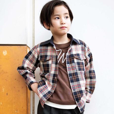 [^ԁF1346-77008]-25AW-VñNNZAgŉ݂̂ḦꒅBfUC傫߂̃J[`FbNڂAgՂ̃VcWPbgB܂ɂ͔zF̃VcR[炢ANVbNȕ͋CɗVѐSvX܂BlCr[ɁAx[W`R[~bNXJ[ÓAǂVہB̃_u|PbgA[NeCXg肰ȂoAj̎q̓ɂ҂ȃJWAYĂ܂B܂܂C肫ȂHV[YɁAHDƂĒp̂߂łBf/@\łƂJ[fނ́A΂߂̐H炵݂AG߂̉HDɍœKłB܌ɂ͏_炩ȃVcR[gpA񌳂܂ŐSn悢SnB₷Aʐ^fQ̃fUCŁAct珬w܂ŕL􂵂܂BNNVn̂悤ȖÄꒅƈꏏɊyłBy|PbgzO:225H~ACey WASKiXNjzWEEAGEDSAUCYKIDuX͏ӋCȎqłEEEvRŗVѐSڂȒj̎qփAJeCXgx[Xɂ̎X̃ghقȂvfvXGbW̌JWAX^CLbYEFAŕ\