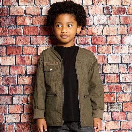 [^ԁF1345-77018]-25AW-̖`A̕󕨂ɂȂBfUCOłQWAYCgAE^[BO΃xXgɂȂAV[ɍ킹ĒȂ`FWł܂BJ[LiO[j̃{fBɁAñIWANZgBShイ̈e[v⑽ʂȃ|PbgANZgBBe[WY̑fނR[fBl[giグĂ܂B[NeCXg̃fUC1łBf/@\y₩ȖȃiCbV[fނɁAʋC̗ǂbVnvXB₷A΂ދG߂KłB2WAYdlŁAt悩H܂ŒBCς̖ɁA񒅂ȂAE^[łBEA|Pbg܂BnBy WASKiXNjzWEEAGEDSAUCYKIDuX͏ӋCȎqłEEEvRŗVѐSڂȒj̎qփAJeCXgx[Xɂ̎X̃ghقȂvfvXGbW̌JWAX^CLbYEFAŕ\