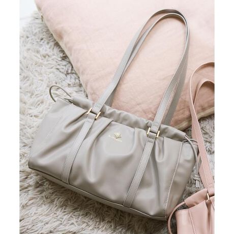 [^ԁF00482520145141]& chouetteiAhVGbgj̃rW[OnhobOĉ邵Ȃ₩ȍgpArW[|Cgŉ؂₩ȃobOłBIȌ̃MU[ƃ{fB̂ӂƂD͋C͂̂܂܂Ɍ򊴂̂鍇gpiȈۂɎdグ܂B@\E}OlbgɂȂĂ̂ňړ̎gɂhƖʂSłBEӂƖc݂邽ߌڈȏ̎[͂܂BE͒߂ɂȂĂ̂Ō̈ߕłƌł܂BEɂ̓t@Xi[|PbgPƃI[v|PbgQA𕪂Ď[邱Ƃł܂BX^CEȃtHƁA^bNƃMU[𑽗pfUĆAghfUCłBE傫AȂTCYło̍ۂɑ劈IyTCYz500mlybg{gcZAzcZ