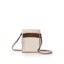 型押しモノグラム　スクエアショルダーバッグ