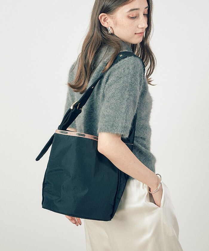 【極美品】LeSportsac アトリエ ゼブラ柄 ミニボストンバッグ 極美品】LeSportsac アトリエ ゼブラ柄 ミニボストンバッグ