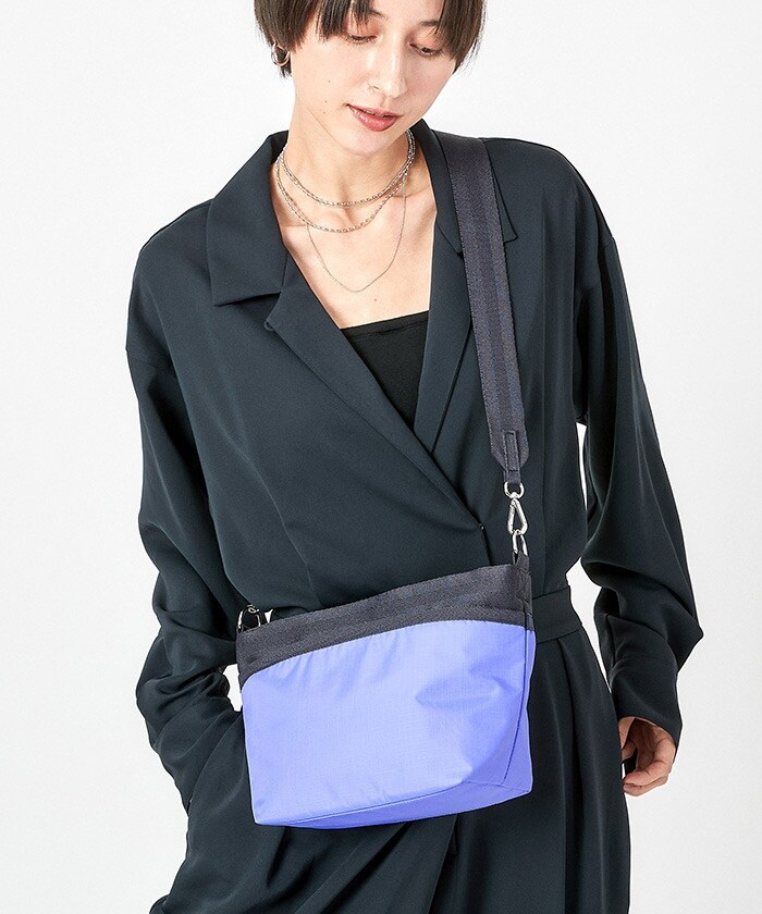 LeSportsac レスポートサック　　ナイロンショルダーバッグ　トートバッグ　 長期保管品　送料無料 未使用品 レスポートサック（LeSportsac）⁄(レスポートサック)ショルダーバッグ