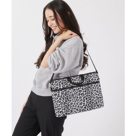 [^ԁF1562HC19]j[gIp[hmg[̃Ip[hBj[gȃJ[OŃV[YXŊBR[fBl[g̃ANZgɂ߂łByX^CzO\ȃV_[Xgbvt́A傫߂PCP[Xip\RP[XjłBA4TCY͂A15C`PCƎ[łTCYB[J[E@ɂ܂BNbV̂fނPC^ubg̕یSBȎ傫߃t@Xi[|PbǵAKWFbgނ̎[ɂ֗łBydlzCJFt@Xi[ OFt@Xi[|Pbg~1 V_[XgbvFOE߉yӓ_z̏i͈_Ƃɕ̔zuقȂ܂B͂IтƂł܂̂ŗ\߂B̓X|[gTbNXgAłBi͑SĐKiłBX^CłT̏ꍇ́yX|@1562zvgꗗɂȂ肽ꍇ́yX|@HC19zƉʏ㕔́uvɓ͂AmFByX|[gTbN Vbv@lesportsac PCP[X ^ubg  iPad ACpbh  A4 p\R X ʋ ʊw [g[N d TuobO V_[obN ΂߂ y ̓ Mtgz