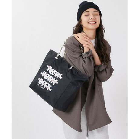 [^ԁF1113LC10]2EFCfB[vV[u[\[z[[݂̂lCr[ijx[XɁAuȟ_łuNEW YORK CITYv̕ƁAACRjbNȃSe[vj[NȃfUCBo[VuŎg͖ñN[ȃzCgijɃSe[v̐ԂzFANZgBubN~zCg̃[vnh|CgByX^CzIItňpo[VuɎg傫߃g[gobOłBǂȉוd؂̂ȂVvfUCB}`LeʂՂA4TCYPC[łAʋ΂ʊw͂AWʂȂǉו}}obOAspɂ߂łBTCh|Pbgɂ500mlybg{gAX}zICJ[hȂǂɎô̂ɂ֗łBydlzCJFt@Xi[ OFI[v|Pbg~2 FI[v|Pbg~2̓X|[gTbNXgAłBi͑SĐKiłBX^CłT̏ꍇ́yX|@1113zvgꗗɂȂ肽ꍇ́yX|@LC10zƉʏ㕔́uvɓ͂AmFByX|[gTbN Vbv@lesportsac A4g[g PC [ ʋ ʊw s gx dobO y ̓z