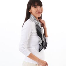 幾何柄スクエア薄手ストール