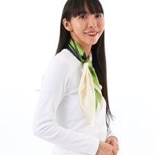 フラワー柄スカーフ