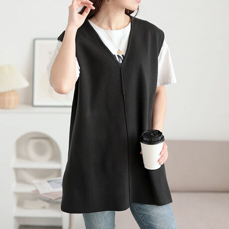 [^:CPDAI-640651]VvȃfUCŒ񂵗͂Q̃xXgołB񌳂͐[VlbNŁA茩Ă܂B܂ÕZ^[ɂ͏cCĂč׌ʂ{܂TChɂ̓XbgĂAR[f̑gݍ킹̕LdlBpĉقAXJ[g⃏s[XƂ̏d˒QłBƂjbgnŃOV[Y􂵂ĂACełB