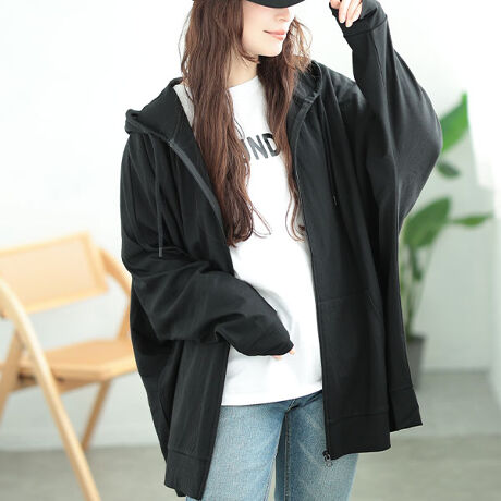 [^:MAP-37]OA@\QȃWbvp[J[BԓIȃWbvAbvp[J[ɁALxȋ@\ŃAbvf[gꖇBVvR[fI΂A킸Ȃ₷fUCBUVJbgAhC@\AڐG⊴̍@\ŁA΂ދG߂ɂ҂ȗp[J[łBh}X[uɁAƂTCYŁAHDΑ̌^Jo[ɁBۂ傫ȃt[htAO΍ɂ҂B߂̈SŃqbvJo[AWbvAbvdlŒE₷ԓIp[J[B