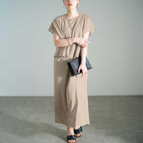 [^:MNCUT-152332]ԂȂłЂƂŊAgbvXƃWp[XJ[g2_ZbgłBt`X[ũgbvXVlbÑWp[XJ[gBPił񂹂閜\ȃACeB܂łiɕt`X[ũgbvX͘rƌBRɐĂ邽߁Ǎ^CɂȂ₷_́BWp[XJ[gICVGbgȈꖇBc̃C邱ƂŎRȃX^CAbvʂ炵܂BƂ݊̂fނŁAɊY悤ȏ_炩ƂȂ₩炵Ă܂Bꂢ߂ɂJWAɂ\ȃZbgACe͎Ăđ͂ȂłygbvXzLLg(O/) 50/55cm  66cm  66cm A[z[ 24cm  70cm3Lg(O/) 51/56cm  69cm  69cm A[z[ 25cm  73cm4Lg(O/) 52/57cm  72cm  72cm A[z[ 26cm  76cm5Lg(O/) 53/58cm  75cm  75cm A[z[ 27cm  79cmyWp[XJ[gzLLg(O/) 125/122cm  60cm  45cm A[z[ 24cm  66cm3Lg(O/) 126/123cm  63cm  47cm A[z[ 25cm  69cm4Lg(O/) 127/124cm  66cm  49cm A[z[ 26cm  72cm5Lg(O/) 128/125cm  69cm  51cm A[z[ 27cm  75cm