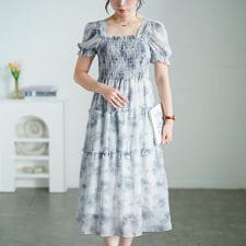 【大きいサイズ】 水彩花柄シャーリングワンピース 大きいサイズ レディース ワンピース ロング 半袖