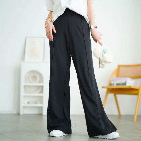 [^:GOLDY-1731]VvȂꂽۂZtApc̓ołB̃TChXbgƏcɌZ^[CւƎRɗfUCBc̃CŋrXbƒAoIɋrʂoBtAVGbgőӂ͂̃CEɂAŜƐČĂ܂BɓXbgAdɌy₩vXB[߂̌ҏ݌vł܂ݍ݂AʒuăoXǂȂ̂|CgBS猩Ăr̃C悤Hvꂽ{łBG߂킸KɒAgbvXI΂ȂVvȈ{AȂ̖ɐSn悳ƎMYĂ܂B