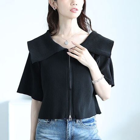 [^:SUM-0025]傫ȋ݌ۓIȃujbgdẴgbvX́AVvȂ݊YȂꖇBtg̓_uWbvdlAvI[o[ƂĂAHDƂĂy߁AWbv̊Jňۂς邩AȂ̕LĂACeB傫ȋ݌ʂ𔭊A܂܂łCȂBĂ邩A肳ɂ҂BƂtAX[u̘rݍ݁ACɂȂJo[܂BƂ䊴{gXI΂AuncC茩ɁB