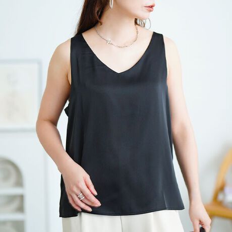 [^:GOLDY-1729]Vvȃm[X[uVlbN̔vXgbvXłBO͂ƂVCA2{̃XgbvŐ؂ւꂽfUCBwɂقǂ悢ANZg𐶂݁A邾ȒPAwlX^CցB̐▭ȏ䊴TCh̃Xbgy₩ȓoBƂG肪SnTeCNȔ̐nBŌy₩ĂłKAɂȒPȂ̂ŃfC[Ɏ₷̂́BItBX╁igɂ͂Af[g₨oV[ɂ}b`BCi[ɂgbvXɂg}`Ȓ񂵗͂𔭊鎝ĂACełB