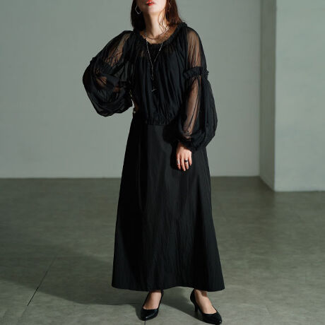 [^:NW-25042]gbvX́AӂƂ`[ñ{[ő̖́BVA[ȓAdȂ肪ȃubNR[fɌyƏ炵FCvX܂BƃEGXgɎ{ꂽV[OAVGbgɃnĂ܂Bs[X́AVvłƂƗACVGbgB̂̃CEɂAwɃSV[OzAȂbNXĒpł܂BL߂̃A[z[̃Ci[ɂΉAJWAȃCi[ƂQB