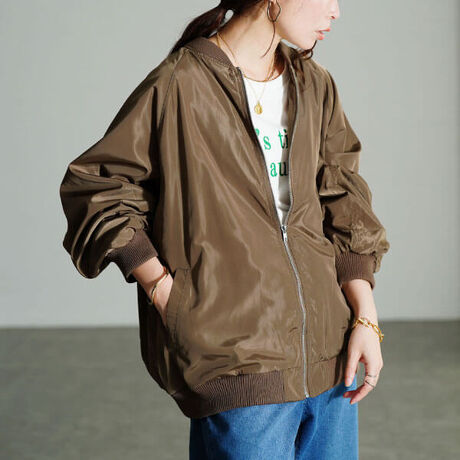 [^:TOG-1046]ǂȃR[fɂރI[o[TCYMA-1WPbgCyɐD₷ȂꊴYI[o[VGbgN[ɂȂ肪MA-1ɂۂ񑳂gݍ킹邱ƂőlƉؚvX㔼gɃ{[邱ƂŃX^CAbvʂQłVvȃfUCȂ̂őlȃX^COɓލG}XgoC̈ꒅ