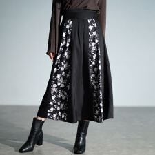 【大きいサイズ】 花柄切り替えタックフレアスカート 大きいサイズ レディース スカート ボトムス 秋