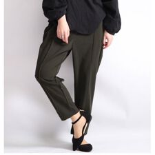 ゴールドジャパン(GOLDJAPAN)のセンタープリーツ入りストレッチテーパードパンツ