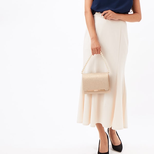 アンフィニ（INFINE）/カラーフォーマル　パール調チェーン付バッグ カラーフォーマル パール調チェーン付バッグ | アンフィニ(INFINE