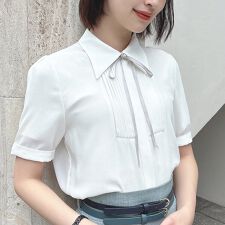 ピンタックヨークリボン付きシャツ【洗える】