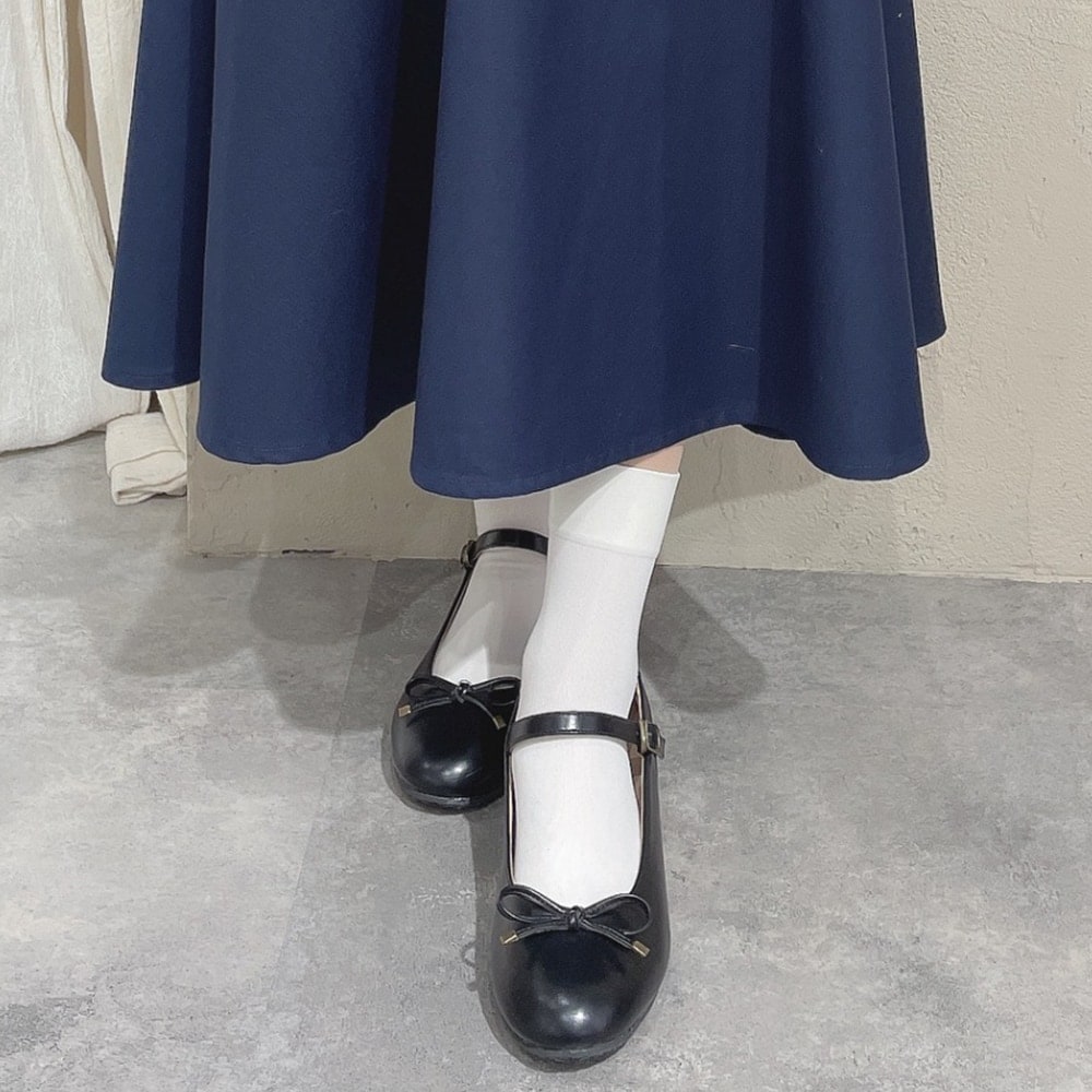 [}C]yTCYWJzXgbvt{oGV[Y/tBgiFINTj BLACK