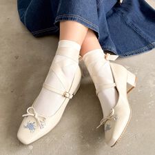 リボン付き小花刺繍バレエパンプス