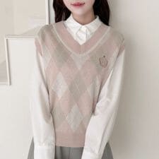 エンブレム刺繍アーガイルニットベスト　洗える