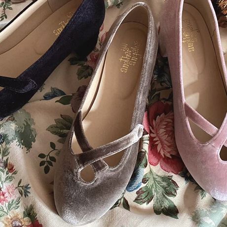 [^:43BA01c003]NXXgbv|Cg̃pvXB򊴂̂xAfނƃXgbvɂ݃{^Be[W[h𐷂グĂ܂Bgȃ`L[q[A芴₷|CgBg₷ubNƁAR[fBl[g̃|CgɂȂĂsNAO[3Fpӂ܂ySz22.5`23cmCY20.8cmq[5cmyMz23.5`24cmCY20.8cmq[5cmyLz24.5`25cmCY20.8cmq[5cmNEWARRIV