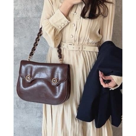 [^:43BC05a005]Be[Ŵ悤ȂƂтNVJȃ_u`F[̃nhSobOBό`̃tbvɕi̗ǂS[h̋ςƖڂ䂫܂B}`肠̂Ŏg₷NVJȃR[fɂƍ킹΃ÑBe[WX^CyFz20.5cm27.5cm}`6cm44cmNEWARRIV