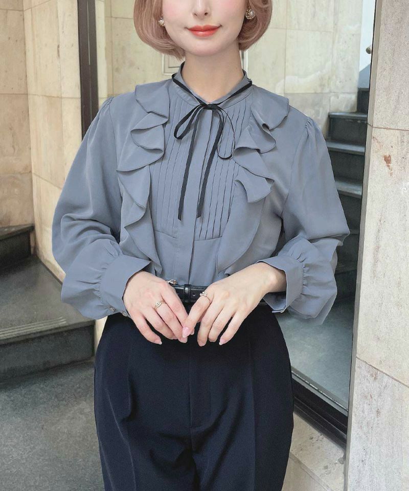 美品 UNTITLED【通勤にオススメ！！】ラッフルブラウス ホワイト 9号