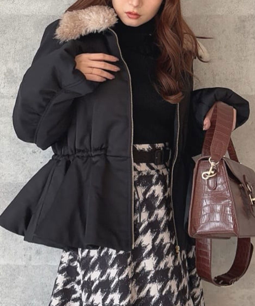 ファー衿付きペプラムブルゾン | アンアナザーアンジェラス(an another