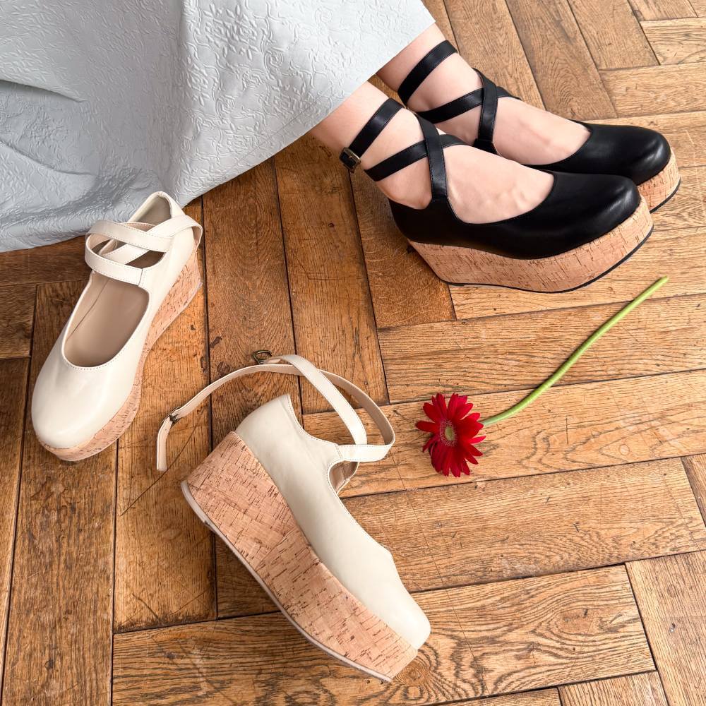 再入荷】クロスストラップ厚底パンプス | アンアナザーアンジェラス(an