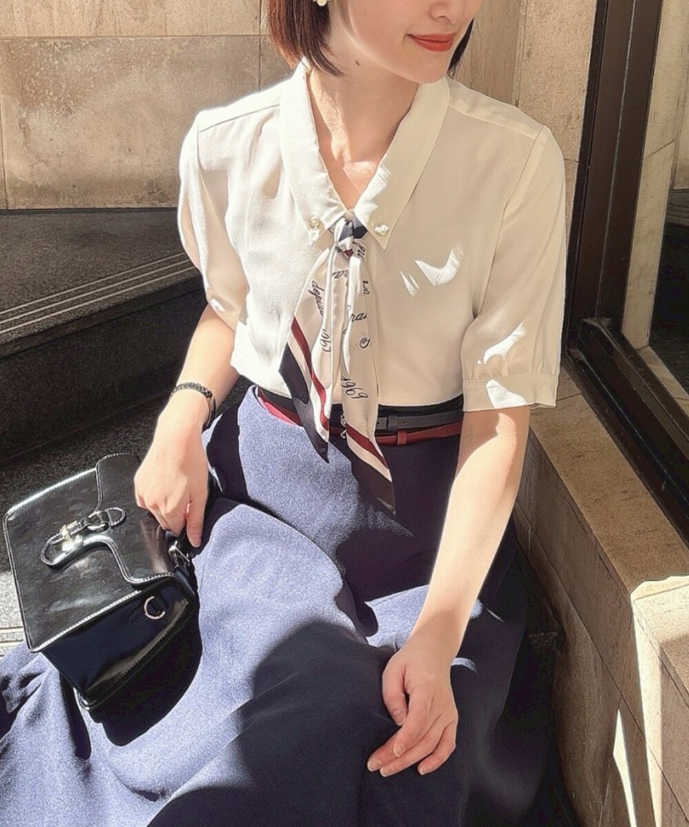 洗える】ロゴ ライン スカーフ付き 5分袖 シャツ | アンアナザー