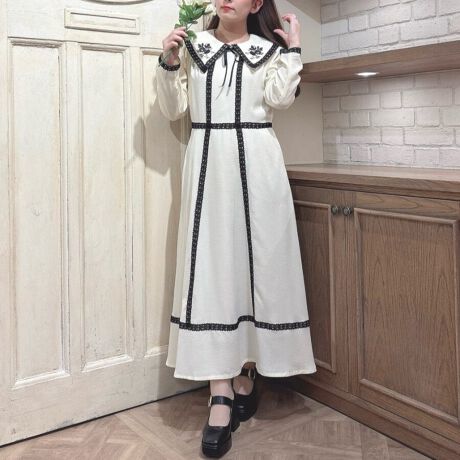 [^:55BE03j003]fUC|CgIȔzF[XgVbNȃ[h̃s[XB܂Ɏ{敗̉ԎhJA@ׂŏiȕ͋CYiB{͎Ōԃ^Cv̂߁AD݂ɍ킹ĎO\Ȃ̂|CgłubN̔zF[XN[ƁAÂ郉CgO[̂QFWJɂڂłBIXXX^COs[X́AꖇłƒȂ̂IXXBCɓ̃NVJ킹Ă胏NiȃR[fyŁB|PbgFt@Xi[FobNt@Xi[EGXgSFȂnF萶nFӂFȂtg{FO\yFz g117cm  93cm  33.5cm  56.5cm  EGXg74cm