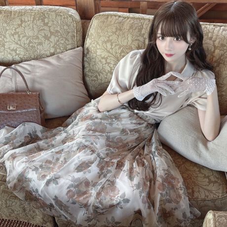 [^:55BG02q002]fUC|CgV[Ye[}̉fɏoĂ郍[YK[f̃V[CXpCAꂽan another angelusIWĩ[YvgXJ[goBGA[ő@ׂȃ`[nɃMU[Ղ񂹂eBA[hVGbgӂƌy₩ȕ͋CɁc?EGXg̓S̎dlȂ̂ŃbNXSn|CgBIXXX^CO̎hJgbvXƂ̍킹C`IVBIWiR[f؂₩ɂĂ̂ŃXJ[gɂVvȃujbgƂ̍킹߂łB|PbgFȂEGXgSF藠nF萶nF炩ߓFȂyFz EGXg100`58cm  e84.5cm