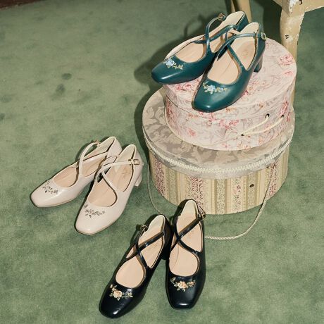 [^:55BA01c002]fUC|CgBe[WCNȎhJ{pvXBؚȃNXXgbvƃNVJȃXNGAgDlۂۂɁBȂq[͑ꂢɌ₷ɂ|CgłBIXXX^CO̎hJꂽmobOƃV[YłfdŝIXX?NVJȕ͋C̃pvX̓tA[XJ[g`[XJ[gȂǃÕACeƂ̍킹ɂ҂łBySz22.5`23cm  CY21.3cm  q[3.5cm  b3.7cmyMz23.5`24cm  CY22cm  q[3.5cm  b3.8cmyLz24.5`25cm  CY22.7cm  q[3.5cm  b3.9cm