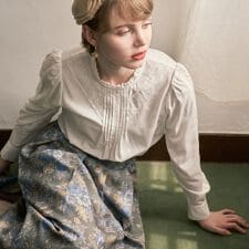 アンアナザーアンジェラス(an another angelus)の【洗える】フロントピンタックレース使いブラウス