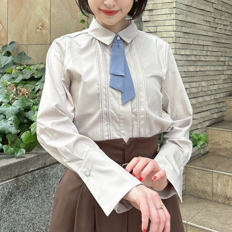 [^:55BF02j011]fUC|CgtĝƌrW[tiȃ^CtVcB^C͖tŎO\Ȃ߁AȂ̕L̂|Cgł悭tA[ɍL郍OJtXNVJȃ[h߂ĂiBIXXX^COWXJL~s̃Ci[ƂĂ͂A{gɍ킹VvȃgbvXƂĂ劈􂵂Ă܂BLACeƂ̃X^COy߂î߁AՂƒ񂵂yŁBFOFF WHITEc₠ ^ BEIGEcȂnFȂnFӂ^CFO\yFz g(O/)60.5/63cm 102cm 37cm 58cm EGXg97cm