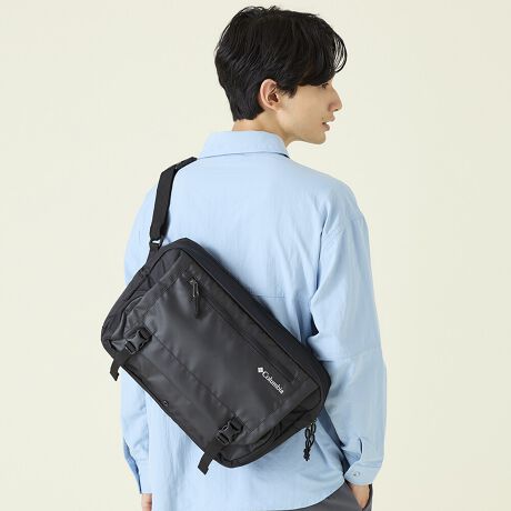 [^:PU8779]{V[Yɂ̓RrAȂł̝͂eNmW[uIjV[hvpfނgpBJ≘ʓIɒe܂Bʏ̐nɔׁA3.5{̑Azfo܂Bǂ̃ACeIȂ̂́AāEgɕtĎ邻́uyvłBColumbia睛H{Ă̂ŉJ̓Sȑ@\V_[oBtbṽt@Xi[|Pbg͌pXP[XȂǂɎoĕ֗łBtbvJƃybg{g܂P傤Ǔ|PbgAGꂽԂłSȝfނgpĂ܂BC[A4TCYTCYœɂ̓^ubgNbVt|PbgBwʂɂ̓L[P[X̃o[ɍ߂e[vĂ܂BigAEghAV[ȂǕL􂵂܂B