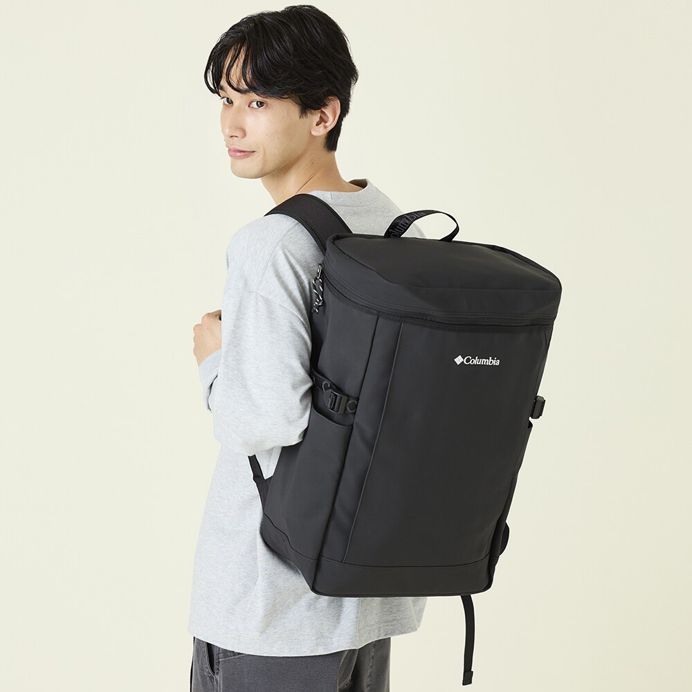 Newbalance】仕事にも使える普段使いにおすすめな容量約22リッター