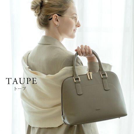 [^:RHG23145]fUCwZs⎮TAی҉〈wȂǂ̊wZpłȂAՂ@ɂgD́BÔȂfUCƍ킹₷FŒʋ΂̃ItBXX^CAf[gVbsOAŨJWAX^CIItǂłtH[}ɂg閜\nhobOBiō̂lqɊfUCɎdオĂ܂B܎O瑲ƓŵׂĂɃZj[SʂɑΉ\ŃI[V[Yg܂BdŋCifUC̓`fBi[A܂Ȃ̐HAוawAT(e@)Azeł̉RT[gA΂ߊ|ɂă}}̂ɂsb^łBXybNRpNgȂ̂Ƀ}`傫AXbL[łD́InhobOƂĂAV_[obOƂĂg2wayobOB|Pbgŋ@\IɐĎ[ł܂Bfފ{v̂悤ȐGSn̗ǂ㎿ȃtFCNU[ŃJWAɂꂢ߂ɂĂ悤ɏioBEZFi͒p̖C⊾ɂAFڂ肷邱Ƃ܂BobỎו⒅piւ̐Fڂɂ͒ӂĂBÊꏊɒuƕϐF邱Ƃ܂Bꏊ⍂ł̕ۊǂ͔ĂBEނȂǖԂAw̑܂̂܂܂ł̕ۊǂ͔AXʂĂBE₨ł̊ې􂢂͂߂Bɋ߂ÂAVi[ExWgp܂ƁAϐFEό`̌ƂȂ܂BE̒ቺ⏝AR[eBǑɂȂ܂̂Œp̍ہAobOxgȂǁÂƂ̂ɒӂĂBEꂪt܂ܕۊǂƁAR[eBOϐF̌ɂȂ܂BE\ʂ͔̎Ňo߂ƂƂɗ򉻂܂B