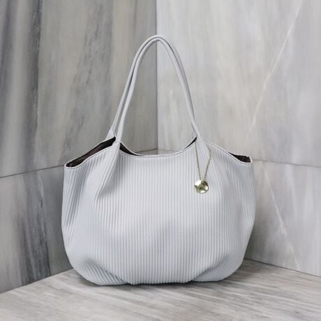 \̂v[cfUCɁAEh^̃VGbg炵obOpointE蕔͎邵肵`ŁA_炩Ŏɓݎ₷dlEobO͑Oɂ|Pbg̕tOwBEMdi̎[ɕ֗ȃt@Xi[|PbgtĎ[͔QBEӂƂfUCŁAƃ}`̂ŌڈȏɑeʁBE傫Ȃ悢傫ɂƂeʂmۂȂAyʂȂ̂|CgE|CgɂȂS[hJ[̃`[͎O\Ȃ̂ŁAR[fV[ɍ킹ĕ͋CςĎĂ̂BEɂ͖fUCŃN̂y߂AoEʋ΁EʊwɂIXX̃ACełBiEO|PbgFt@Xi[|Pbg~1E|PbgFt@Xi[|Pbg~1AI[v|Pbg~2EA4Ήi22~31cm)F~Ezi10~20cmjFEybg{gi500mljFEybg{gci500mljF~fpʐ^͎BeɂAۂ̃J[ƑقȂꍇ܂B\߂Bi̐F̖ڈ́AiP̂̉摜QƂBîCɓo^ @n[g}[NNbNIJ[̍ēגʒmAZ[m点܂BVbv̂Cɓo^ @ViēגʒmȂǁAȏ󂯎邱Ƃł܂B[^:83597]