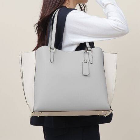 A4TCYΉ̃TCYŕLV[Ŋ􂷂g[gobOpointÊ₷AOɂ|PbgtOw^CvBEV{̂鍇vgpAǂȕɂVvȃfUCBE蕔}OlbgŒSɌŒ肷邱Ƃň芴BEobOԌ̋ȐƃTChɐ؂ւAVvȒɃfUCvXBEC[͖ʂ̖LXy[XŁAt@Xi[ŊJł̂SEɂ̓t@Xi[|Pbg~1AI[v|Pbg~2tĂ̂ŁAMdi⏬ނ̎[ɁBE|Pbgɂyz_[~2܂ލv6̃|PbgtBEet̎dlłƊAoʋ΁AʊwobOƂďd󂵂܂BR[fBl[g̃|CgɂȂoCJ[fUCIXXBiEO|PbgFȂE|PbgFI[v|Pbg~4Ay|Pbg~2EC[|PbgFt@Xi[|Pbg~1AI[v|Pbg~2EA4Ήi22~31cm)FZEzi10~20cmjFZEybg{gi500mljFZEybg{gci500mljFZfpʐ^͎BeɂAۂ̃J[ƑقȂꍇ܂B\߂Bi̐F̖ڈ́AiP̂̉摜QƂBîCɓo^ @n[g}[NNbNIJ[̍ēגʒmAZ[m点܂BVbv̂Cɓo^ @ViēגʒmȂǁAȏ󂯎邱Ƃł܂B