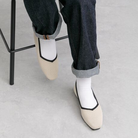 _̍jbgnŕ₷Q̃pvXBpointEБ160gƌyʁ߂̃q[ŁAԗĂɂ݌vłBE~ɂ̓LeBO{ACEۂɌANbV߂Ă܂BE􂦂jbgfނȂ̂ŁAĂOKBEgh̃Ip[hX^CÕANZgƂđɕĂ̂IXXBEʋΒʊwV[Yɂ͂AyʂȂ̂œw⑲ƎȂǂ̊wZsA@◷spɎ^тyXłBy[J[TCYzES (23cm)EM (23.5cm)EL (24cm)ELL (24.5cm)[^:FT-SA003]îCɓo^ @n[g}[NNbNIJ[̍ēגʒmAZ[m点܂BVbv̂Cɓo^ @ViēגʒmȂǁAȏ󂯎邱Ƃł܂B