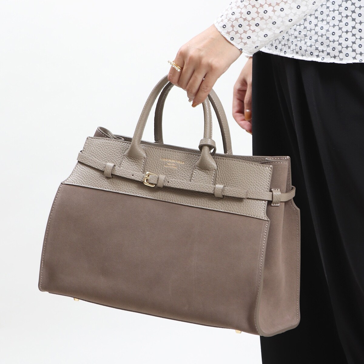 Gianni Conti】イタリア製 カーフレザー 2WAY ショルダーバッグ Gianni Conti】イタリア製 カーフレザー 2WAY ショルダーバッグ