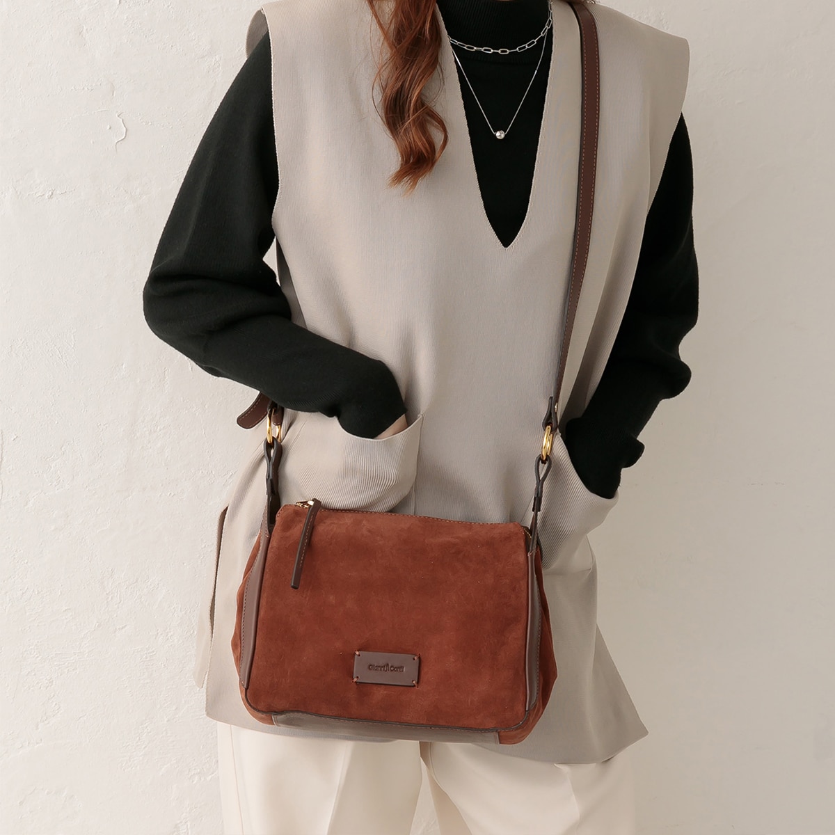 NOVIA 本革スエード　イタリア製　バッグ Gianni Conti】【本革】イタリア製 スエード×カーフレザー