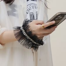 ベース(BASE)のチュールフリル ストラップ スマホストラップ